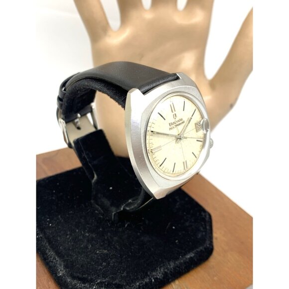 Bulova Accutron Men's Watch Vintage 1971 Quartz Silver Dial Black Leather Band - Picture 13 of 13